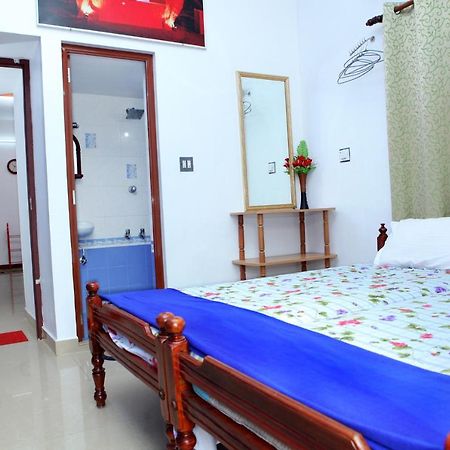 مبيت وإفطار Kochi Das Residency المظهر الخارجي الصورة